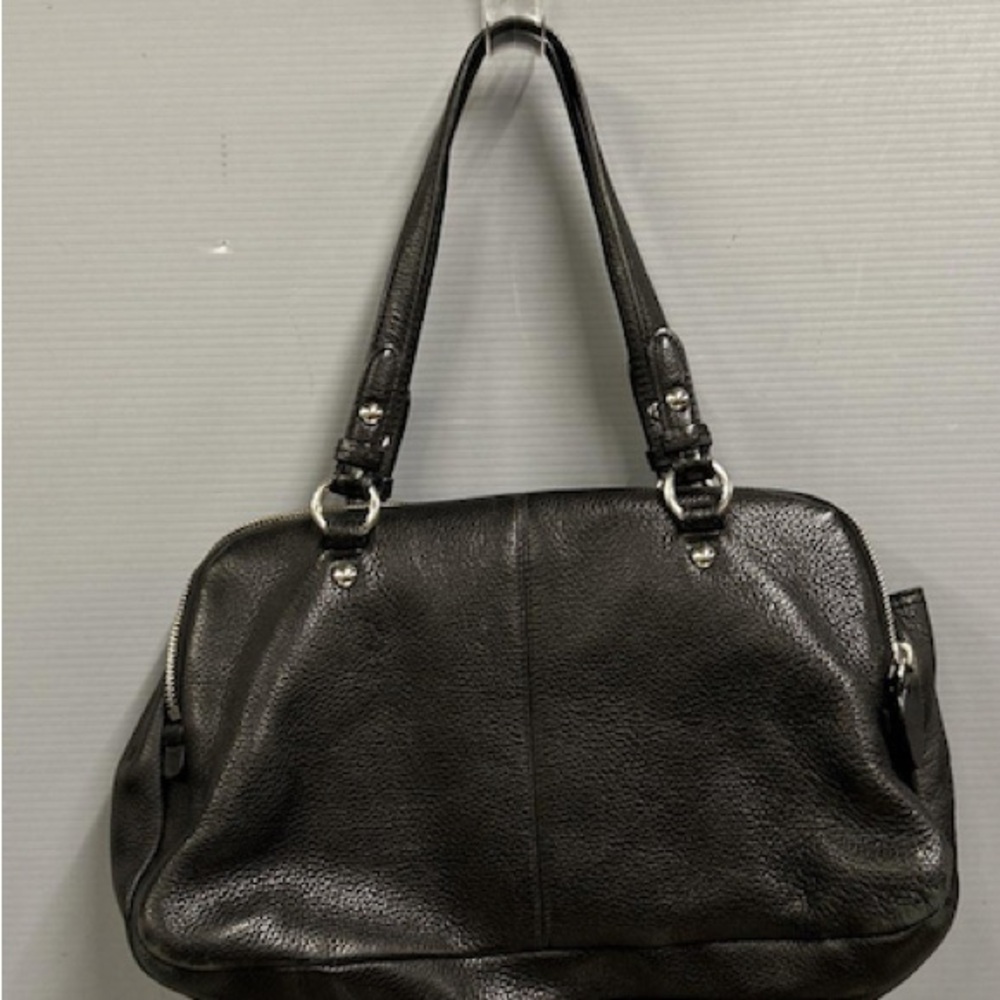 Vintage Coach Penelope Black Leather Handbag with Turnlock - Picture 2 of 8